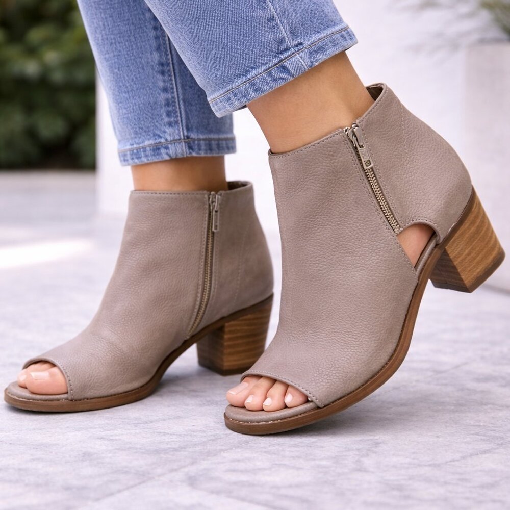 Lucky‎ Brand Taupe Open-Toe Ankle Boots Pebbled Leather Block Heel Zip Sz. 7.5